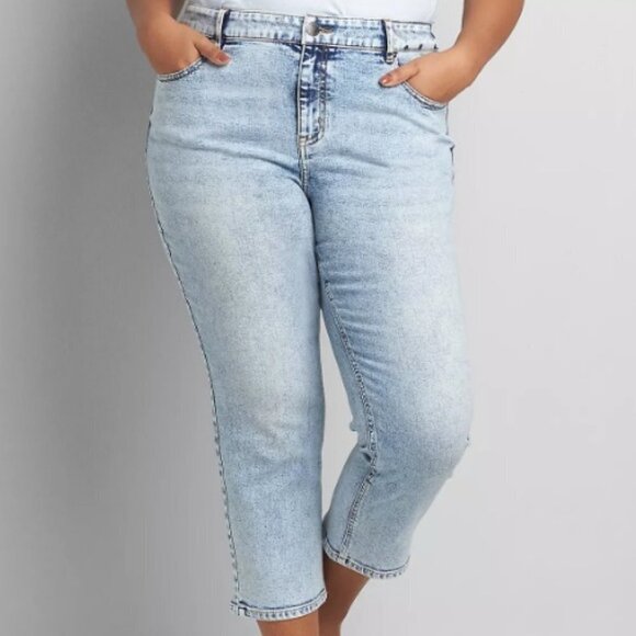 Lane Bryant Women's Signature Fit High-Rise Girlfriend Straight Crop Jean - 18 - Picture 1 of 6